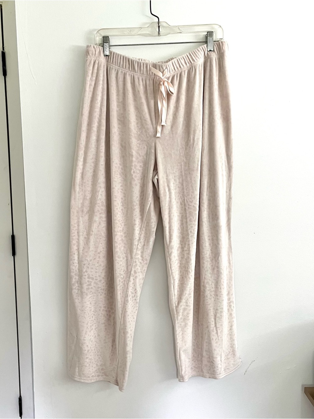 Nicole Miller Super Soft Velour Plush Pajama Bottoms Loungewear Comfy Cozy Pants
